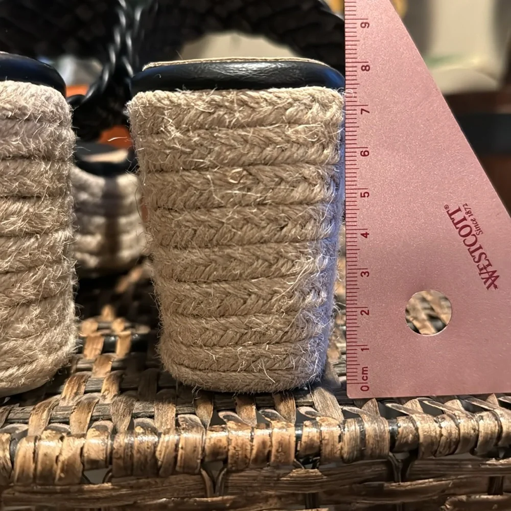 CCOCCI women’s slip on espadrille wedge size 8‎